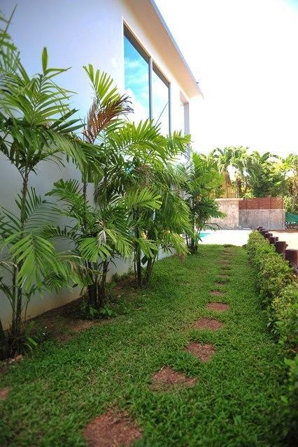 Chalong Beach Front Residence Rawai Exteriör bild